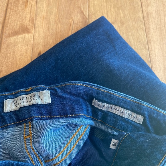 Guess ladies Sophia jeans size 29 - Picture 2 of 2